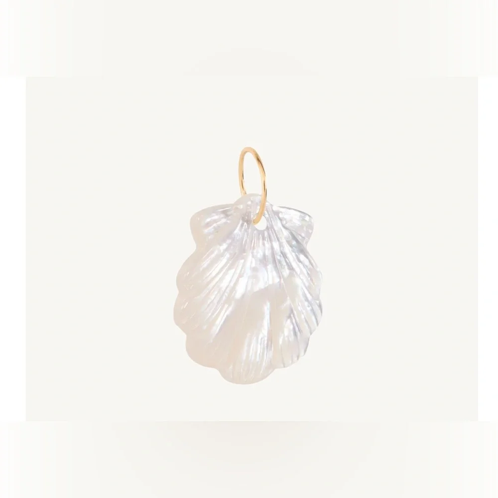 Catbird Summer-Forever Shell Charm- The Summer I Turned Pretty - Picture 12 of 17